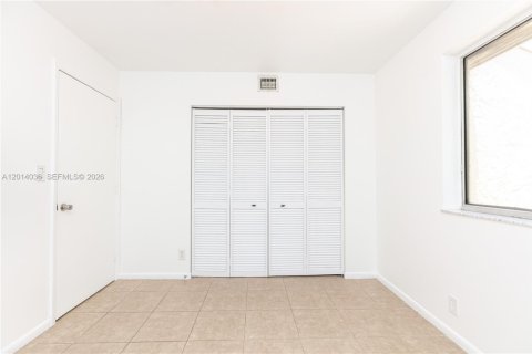 Copropriété à louer à Pompano Beach, Floride: 2 chambres, 86.4 m2 № 2076044 - photo 21