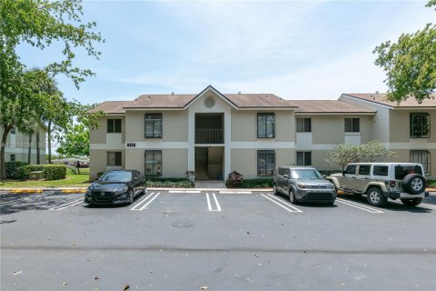 Copropriété à louer à Pompano Beach, Floride: 2 chambres, 86.4 m2 № 2076044 - photo 24