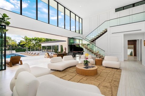 Casa en venta en Southwest Ranches, Florida, 9 dormitorios, 897.44 m2 № 1992171 - foto 18