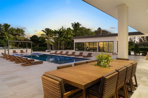 Casa en venta en Southwest Ranches, Florida, 9 dormitorios, 897.44 m2 № 1992171 - foto 12