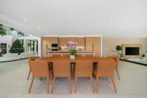 Casa en venta en Southwest Ranches, Florida, 9 dormitorios, 897.44 m2 № 1992171 - foto 24