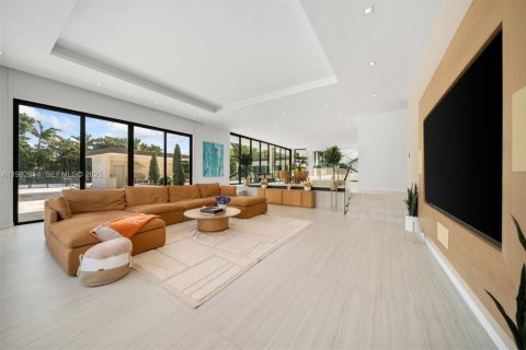 Casa en venta en Southwest Ranches, Florida, 9 dormitorios, 897.44 m2 № 1992171 - foto 25