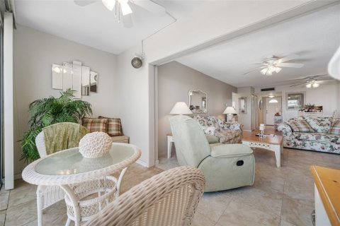 Copropriété à louer à Clearwater, Floride: 2 chambres, 80.36 m2 № 2214385 - photo 17