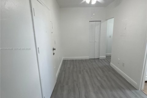 Appartement à louer à Miami, Floride: 1 chambre, 51.84 m2 № 2048822 - photo 7
