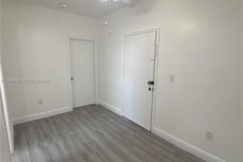 Appartement à louer à Miami, Floride: 1 chambre, 51.84 m2 № 2048822 - photo 6