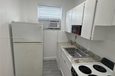 Appartement à louer à Miami, Floride: 1 chambre, 51.84 m2 № 2048822 - photo 5