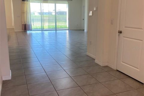 House in Spring Hill, Florida 4 bedrooms, 235.69 sq.m. № 1547205 - photo 4
