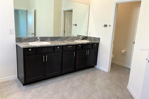 House in Spring Hill, Florida 4 bedrooms, 235.69 sq.m. № 1547205 - photo 22