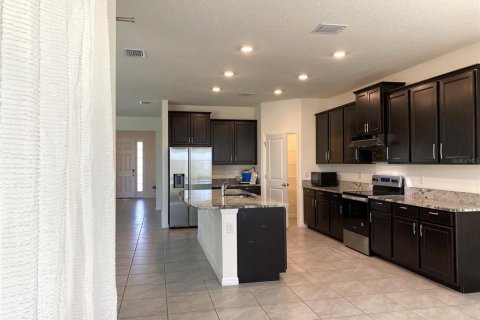 House in Spring Hill, Florida 4 bedrooms, 235.69 sq.m. № 1547205 - photo 9