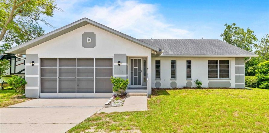 Casa en Spring Hill, Florida 2 dormitorios, 133.22 m2 № 1801948