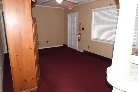 Immobilier commercial à vendre à Wildwood, Floride: 216.46 m2 № 1625829 - photo 19
