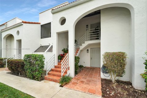 Condominio en venta en Aventura, Florida, 2 dormitorios, 101.82 m2 № 1477409 - foto 2