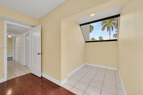 Condominio en venta en Aventura, Florida, 2 dormitorios, 101.82 m2 № 1477409 - foto 15