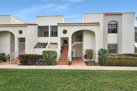 Condominio en venta en Aventura, Florida, 2 dormitorios, 101.82 m2 № 1477409 - foto 1