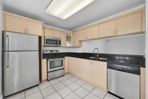 Condominio en venta en Aventura, Florida, 2 dormitorios, 101.82 m2 № 1477409 - foto 9