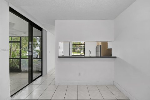 Condominio en venta en Aventura, Florida, 2 dormitorios, 101.82 m2 № 1477409 - foto 6