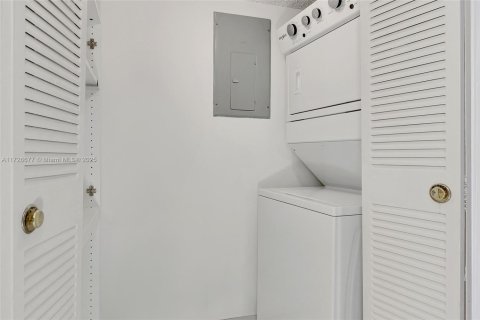 Condominio en venta en Aventura, Florida, 2 dormitorios, 101.82 m2 № 1477409 - foto 25