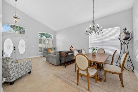 House in Apopka, Florida 4 bedrooms, 209.59 sq.m. № 1902400 - photo 8