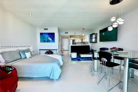 Copropriété à louer à Hollywood, Floride: 51.1 m2 № 1964992 - photo 11