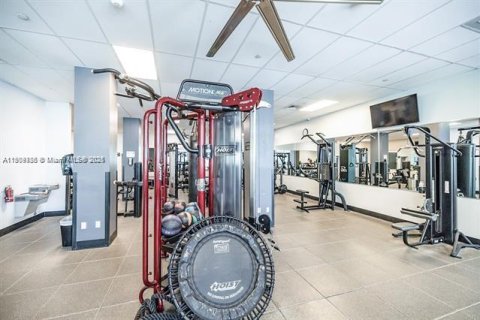 Copropriété à louer à Hollywood, Floride: 51.1 m2 № 1964992 - photo 30