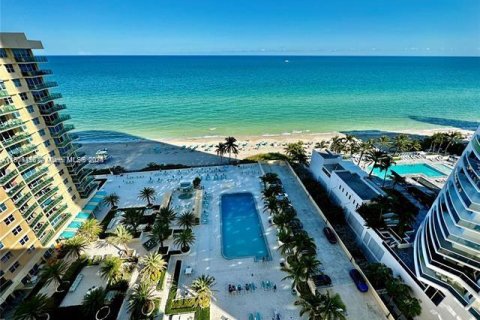 Copropriété à louer à Hollywood, Floride: 51.1 m2 № 1964992 - photo 3