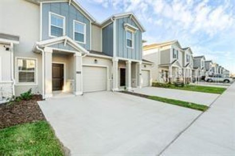 Touwnhouse à louer à Davenport, Floride: 3 chambres, 175.4 m2 № 2103786 - photo 2