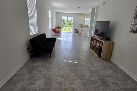 Touwnhouse à louer à Davenport, Floride: 3 chambres, 175.4 m2 № 2103786 - photo 4