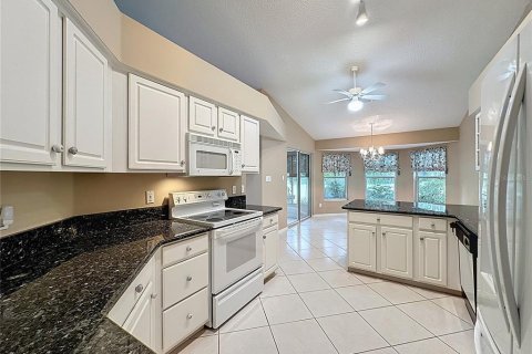 Casa en venta en Leesburg, Florida, 2 dormitorios, 189.89 m2 № 1919556 - foto 15