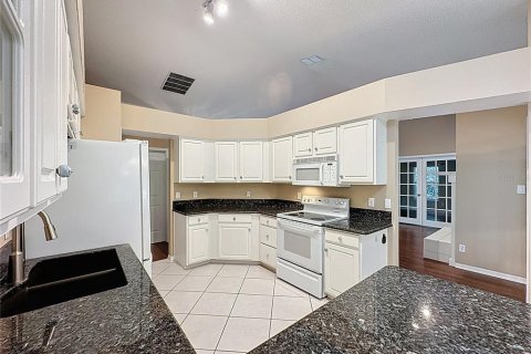 Casa en venta en Leesburg, Florida, 2 dormitorios, 189.89 m2 № 1919556 - foto 17