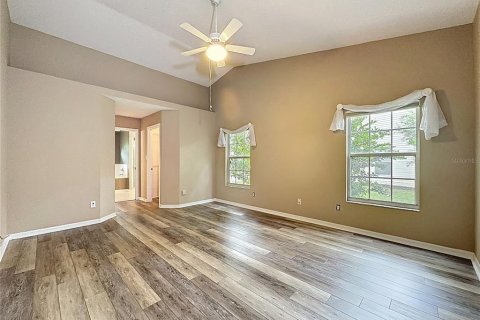 Villa ou maison à vendre à Leesburg, Floride: 2 chambres, 189.89 m2 № 1919556 - photo 21