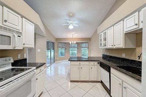 Casa en venta en Leesburg, Florida, 2 dormitorios, 189.89 m2 № 1919556 - foto 14