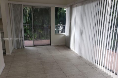 Condominio en alquiler en Davie, Florida, 2 dormitorios, 111.48 m2 № 1988258 - foto 5