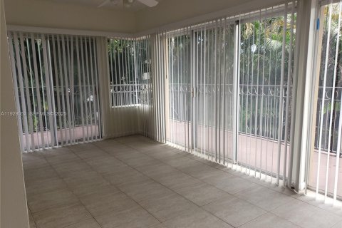 Condominio en alquiler en Davie, Florida, 2 dormitorios, 111.48 m2 № 1988258 - foto 4