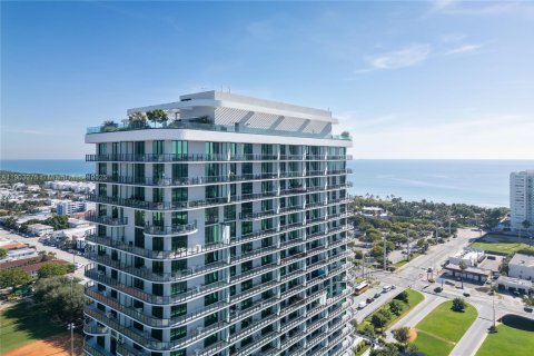 Снять в аренду кондоминиум в Майами-Бич, Флорида 1 спальня, № 1955064 - фото 30