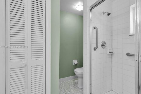 Купить кондоминиум в Марафон, Флорида 3 спальни, 132.57м2, № 2011095 - фото 26