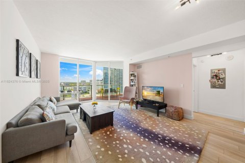 Купить кондоминиум в Майами, Флорида 2 спальни, 100.71м2, № 1979993 - фото 7