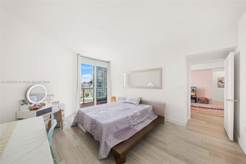 Купить кондоминиум в Майами, Флорида 2 спальни, 100.71м2, № 1979993 - фото 13