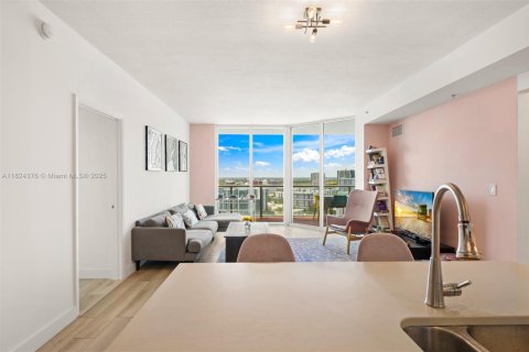 Купить кондоминиум в Майами, Флорида 2 спальни, 100.71м2, № 1979993 - фото 6