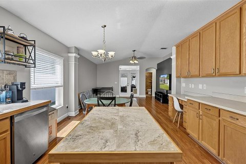 Villa ou maison à vendre à Casselberry, Floride: 5 chambres, 218.41 m2 № 2225753 - photo 23