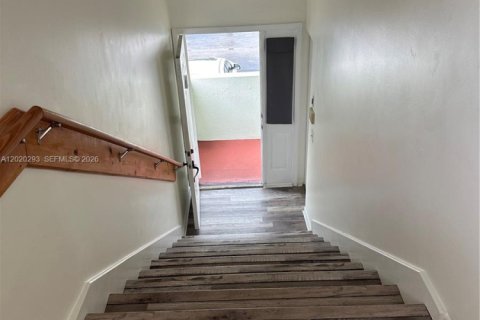 Condominio en venta en Homestead, Florida, 1 dormitorio, 77.11 m2 № 2087627 - foto 10