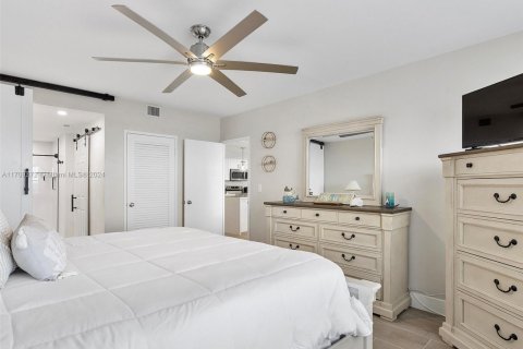 Copropriété à louer à Hollywood, Floride: 1 chambre, 75.44 m2 № 1896359 - photo 10