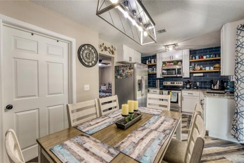 House in Winter Haven, Florida 3 bedrooms, 91.51 sq.m. № 1616151 - photo 16