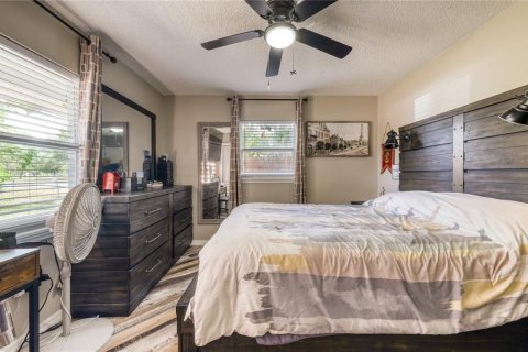 House in Winter Haven, Florida 3 bedrooms, 91.51 sq.m. № 1616151 - photo 21