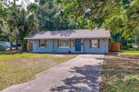 House in Winter Haven, Florida 3 bedrooms, 91.51 sq.m. № 1616151 - photo 3