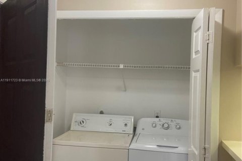 Condominio en alquiler en Pompano Beach, Florida, 2 dormitorios, 74.32 m2 № 1967988 - foto 7