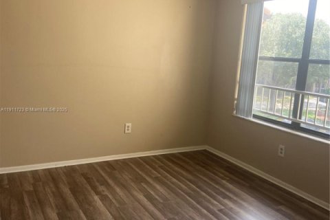 Condominio en alquiler en Pompano Beach, Florida, 2 dormitorios, 74.32 m2 № 1967988 - foto 11