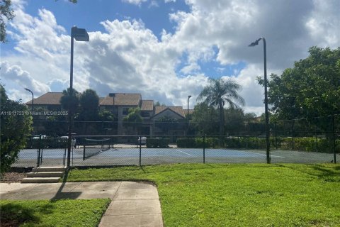 Condominio en alquiler en Pompano Beach, Florida, 2 dormitorios, 74.32 m2 № 1967988 - foto 4