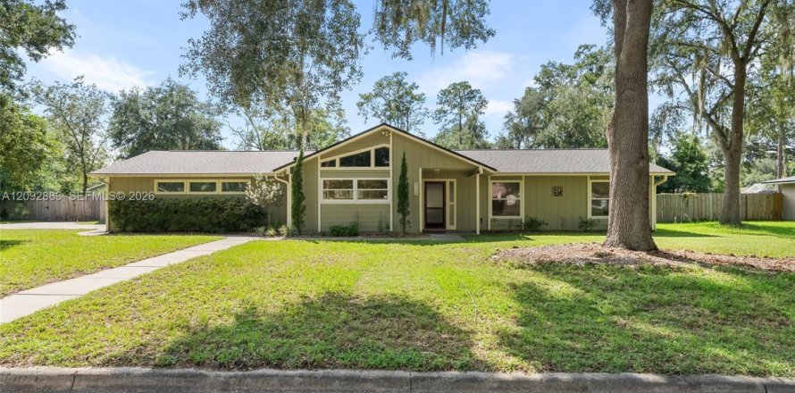 Villa ou maison à Gainesville, Floride 3 chambres, 154.03 m2 № 2377176