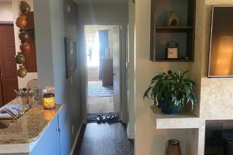 Купить кондоминиум в Киссимми, Флорида 5 комнат, 96.8м2, № 1446569 - фото 6