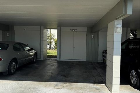 Condo in Port Charlotte, Florida, 2 bedrooms  № 1765936 - photo 12